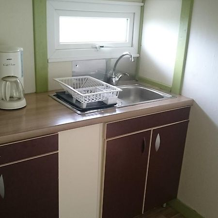 Camping Des Rulieres Hotel Saint-Valérien Kültér fotó