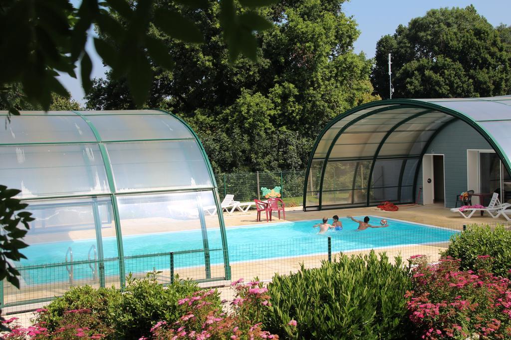 Camping Des Rulieres Hotel Saint-Valérien Kültér fotó